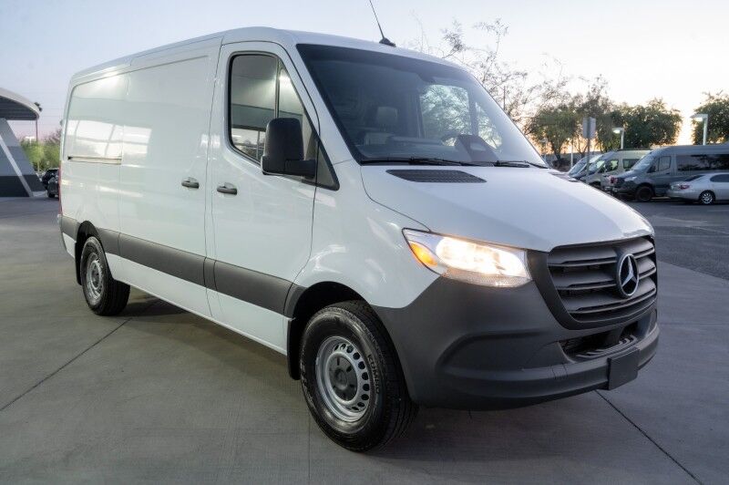 2025 Mercedes-Benz Sprinter Cargo Van 2500 Standard Roof I4 Diesel 144" RWD