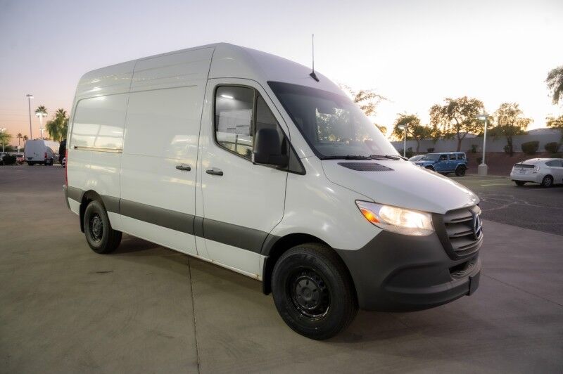 2025 Mercedes-Benz Sprinter Cargo Van 2500 Standard Roof I4 Diesel 144" RWD