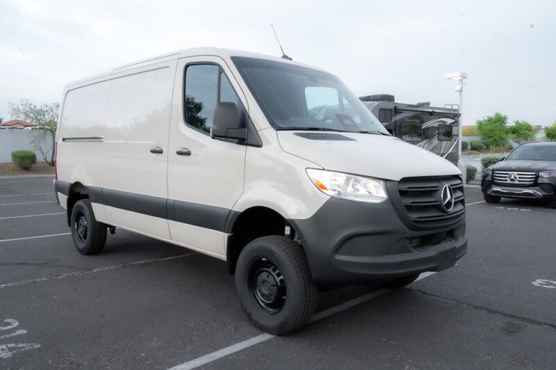 2025 Mercedes-Benz Sprinter Cargo Van 2500 Standard Roof I4 Diesel HO 144" AWD