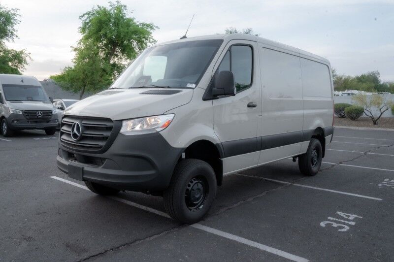 2025 Mercedes-Benz Sprinter Cargo Van 2500 Standard Roof I4 Diesel HO 144" AWD