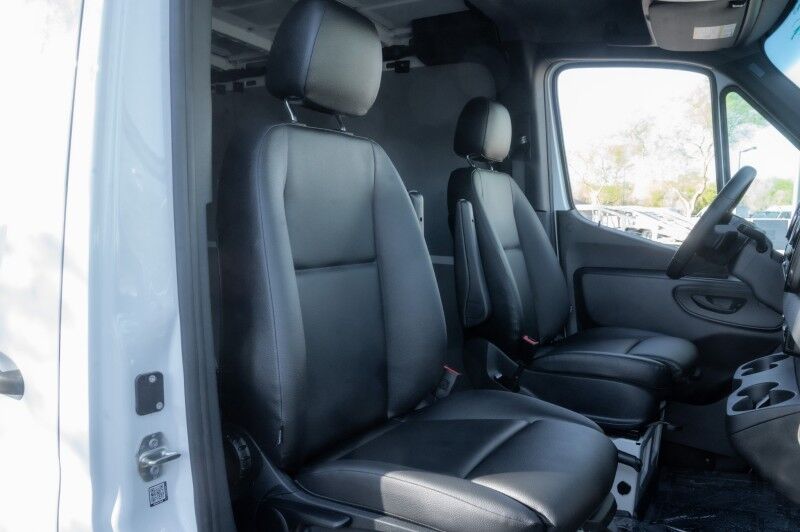 2025 Mercedes-Benz Sprinter Cargo Van 2500 Standard Roof I4 Diesel HO 144" RWD Peoria AZ