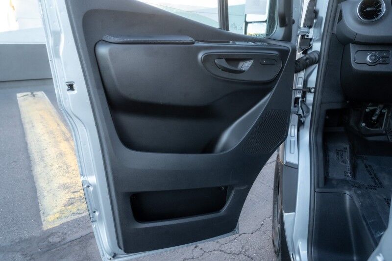 2025 Mercedes-Benz Sprinter Passenger Van 2500 High Roof I4 Diesel HO 170" RWD Peoria AZ