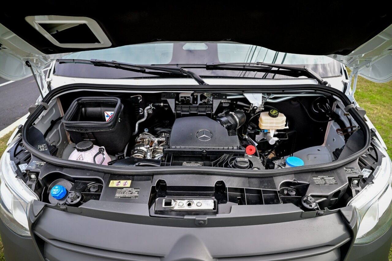 2025 Mercedes-Benz Sprinter Passenger Van High Roof, High Performance A/C Pkg Springfield NJ