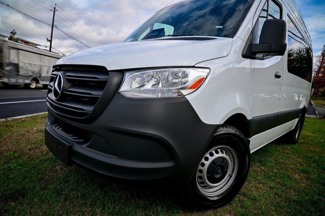 2025 Mercedes-Benz Sprinter Passenger Van High Roof, High Performance A/C Pkg Springfield NJ