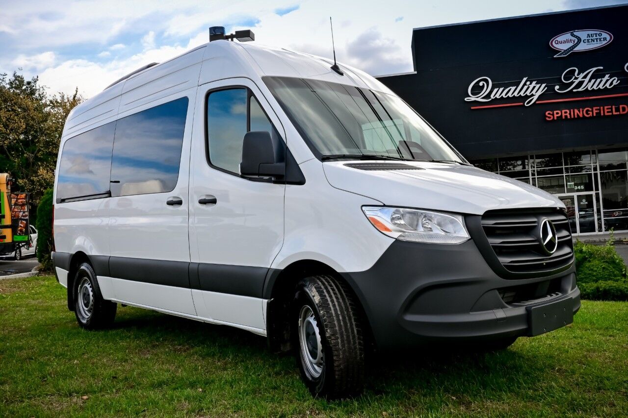 2025 Mercedes-Benz Sprinter Passenger Van High Roof, High Performance A/C Pkg