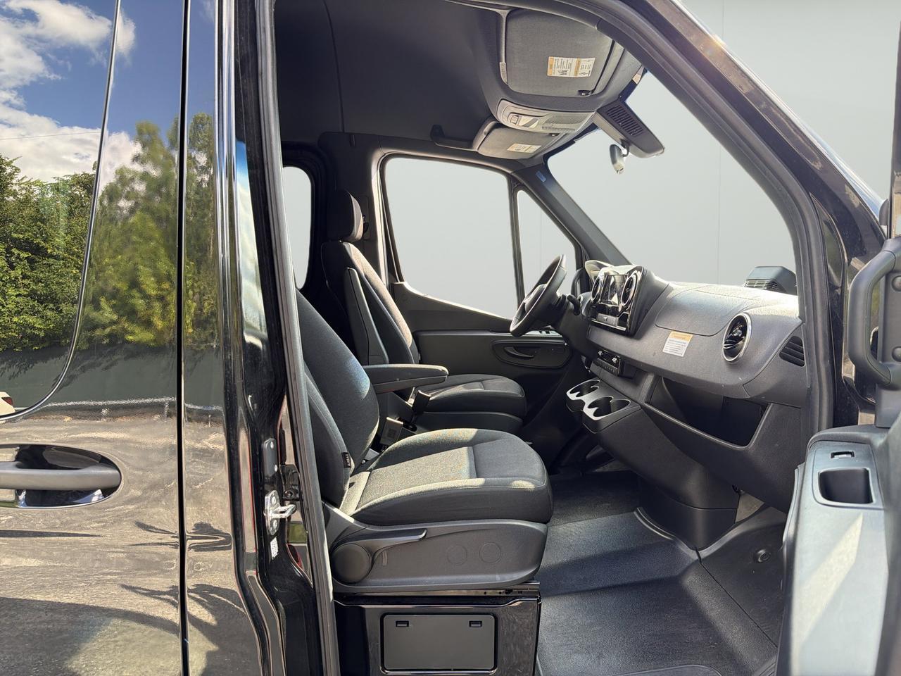 2025 Mercedes-Benz Sprinter Passenger Van Passenger 170 WB San Antonio TX