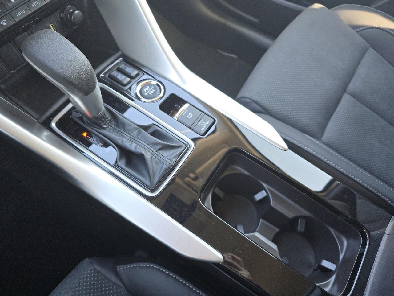 2025 Mitsubishi Eclipse Cross SE Chattanooga TN