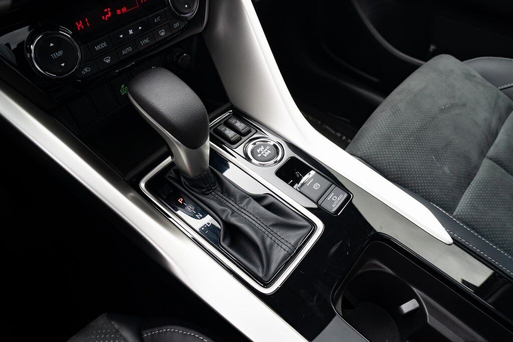2025 Mitsubishi Eclipse Cross SE Milwaukie OR