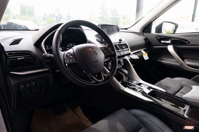 2025 Mitsubishi Eclipse Cross SE Milwaukie OR