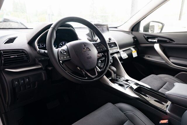 2025 Mitsubishi Eclipse Cross SE Milwaukie OR