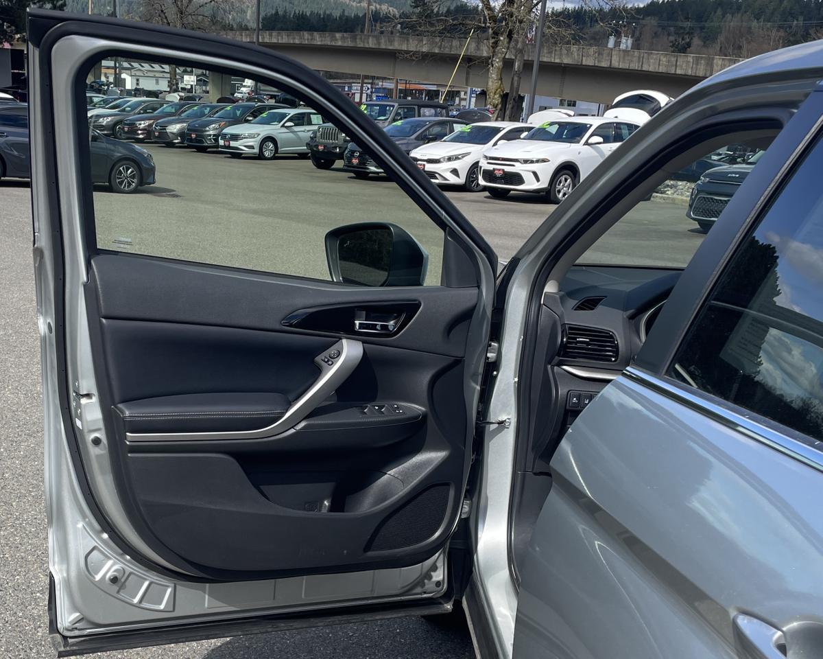2025 Mitsubishi Eclipse Cross SE Sport Utility 4D Port Orchard WA