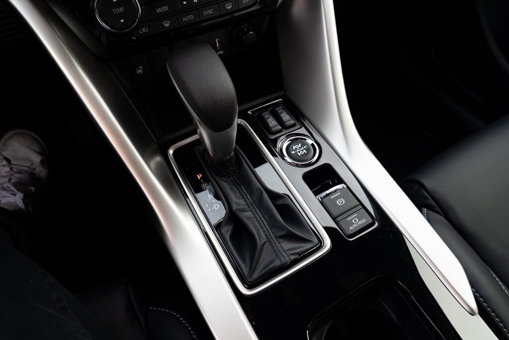 2025 Mitsubishi Eclipse Cross SEL Milwaukie OR