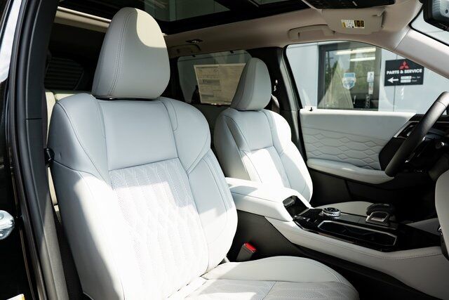 2025 Mitsubishi Outlander Milwaukie OR