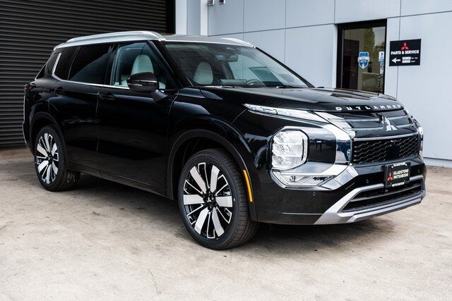 2025 Mitsubishi Outlander Milwaukie OR