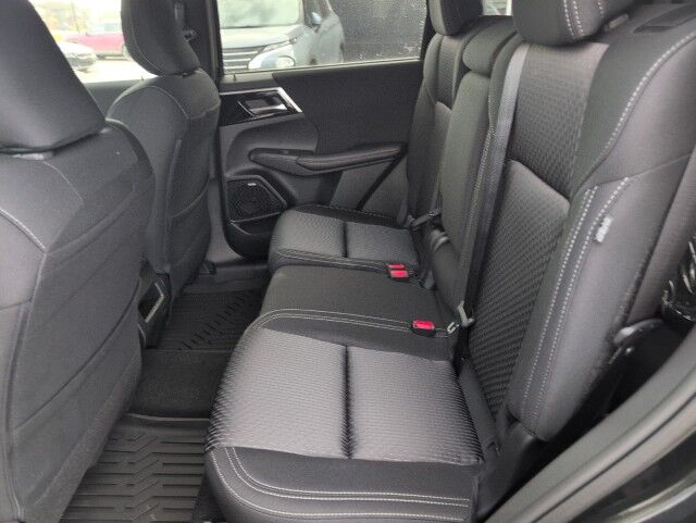 2025 Mitsubishi Outlander ES Grande Prairie AB