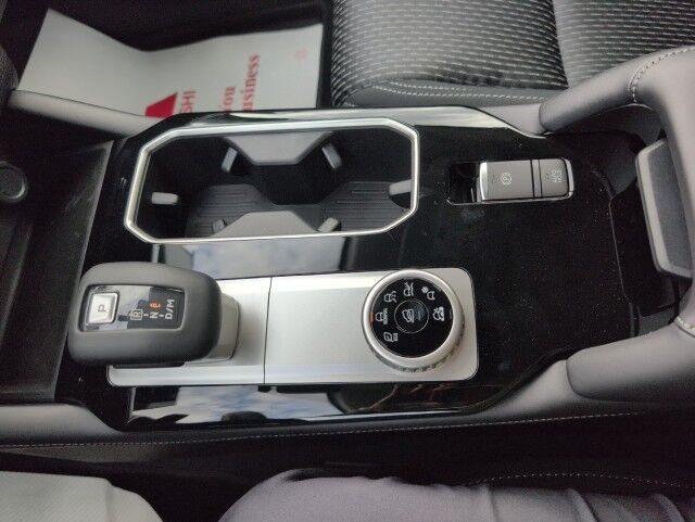 2025 Mitsubishi Outlander ES Grande Prairie AB