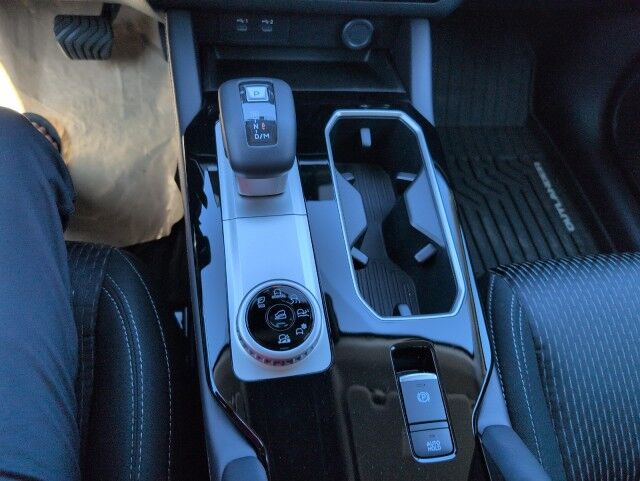 2025 Mitsubishi Outlander ES Grande Prairie AB