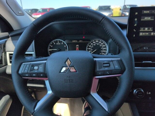 2025 Mitsubishi Outlander ES Grande Prairie AB