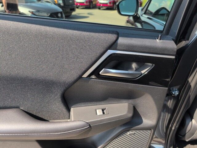 2025 Mitsubishi Outlander ES Grande Prairie AB