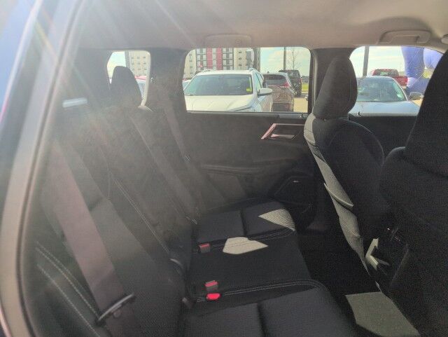 2025 Mitsubishi Outlander ES Grande Prairie AB