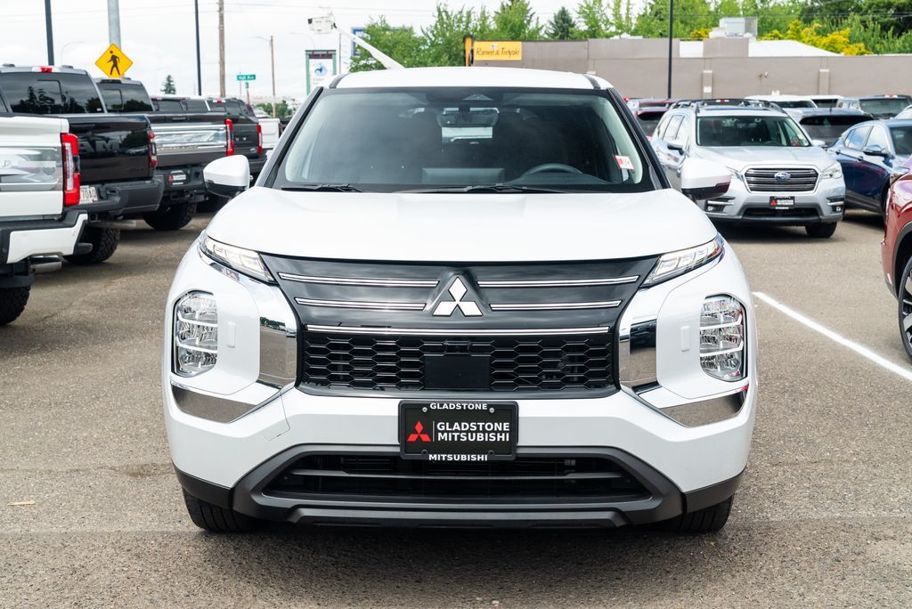 2025 Mitsubishi Outlander ES Milwaukie OR