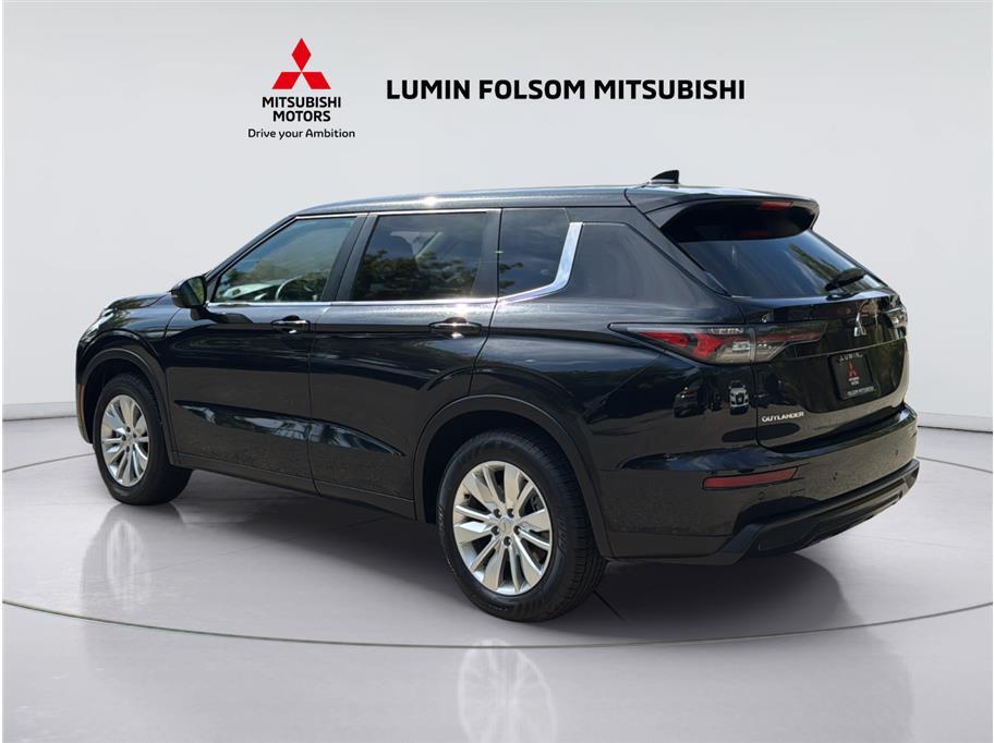 2025 Mitsubishi Outlander ES Sport Utility 4D