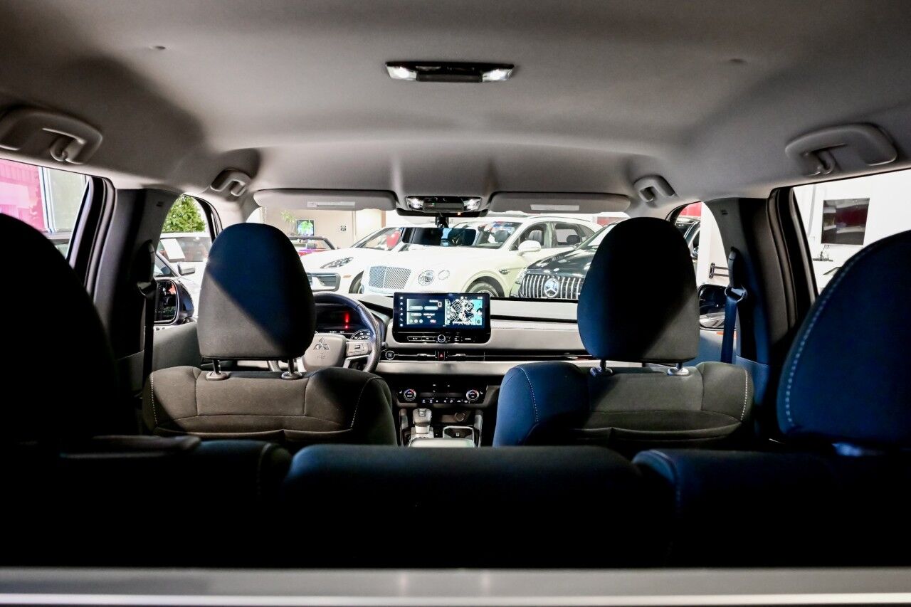 2025 Mitsubishi Outlander ES Springfield NJ