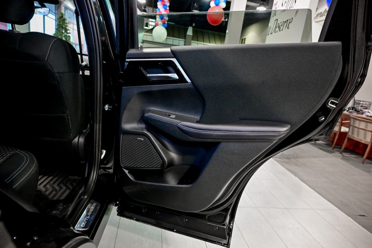 2025 Mitsubishi Outlander ES Springfield NJ