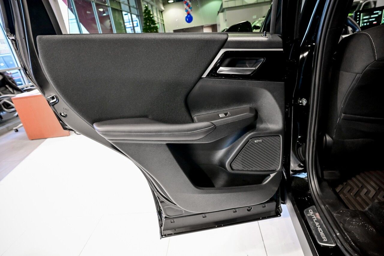 2025 Mitsubishi Outlander ES Springfield NJ