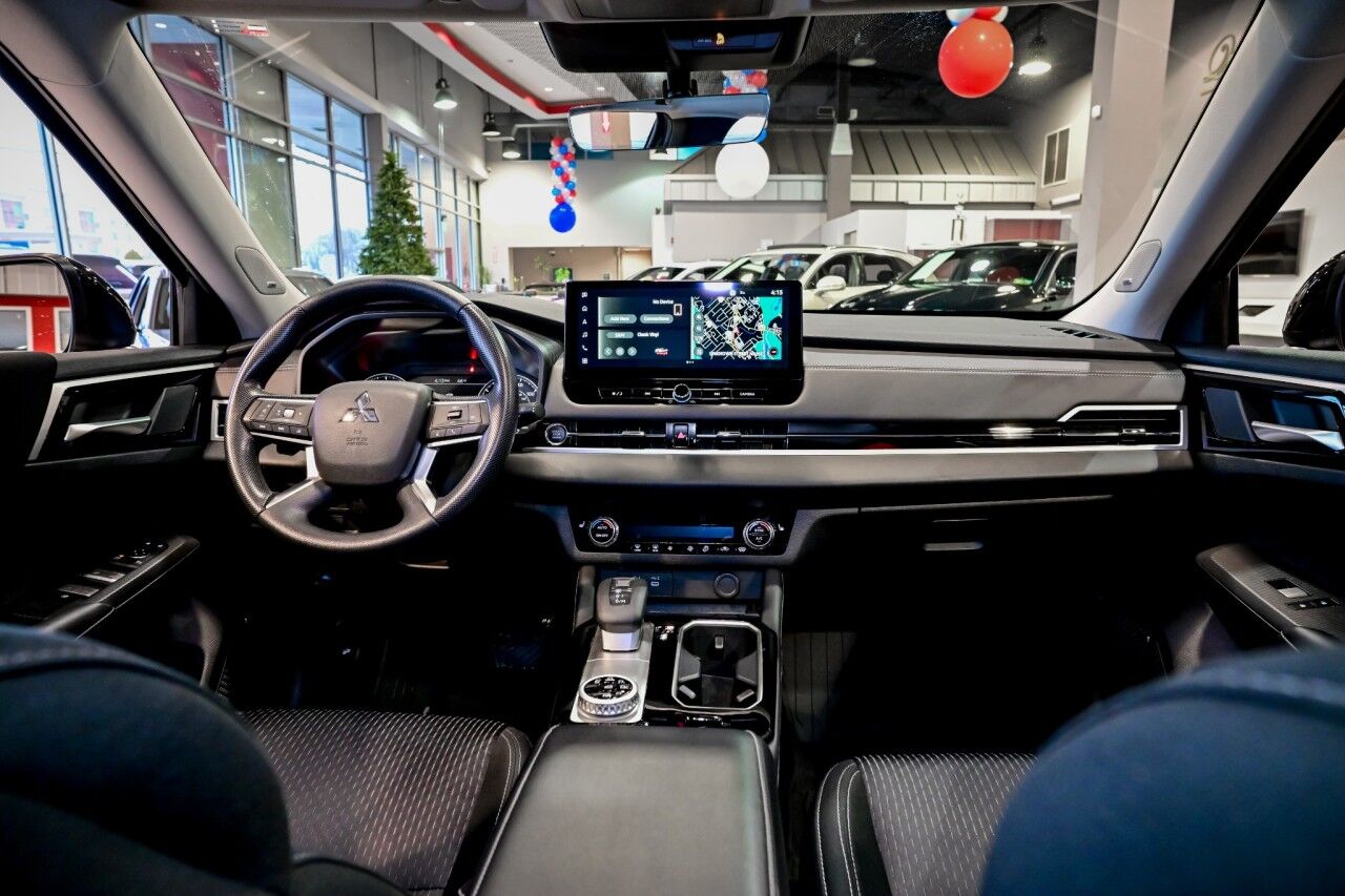 2025 Mitsubishi Outlander ES Springfield NJ