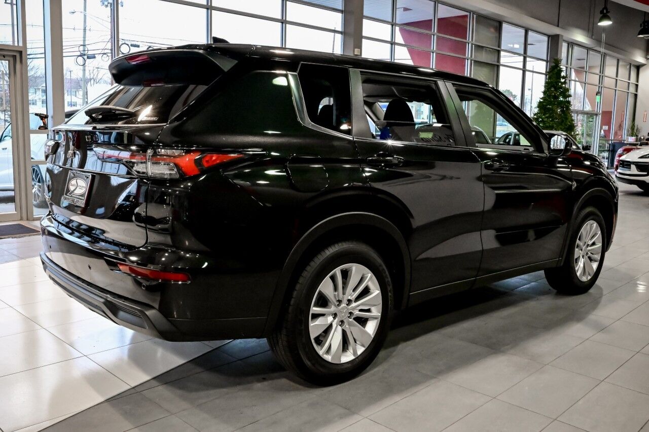 2025 Mitsubishi Outlander ES Springfield NJ