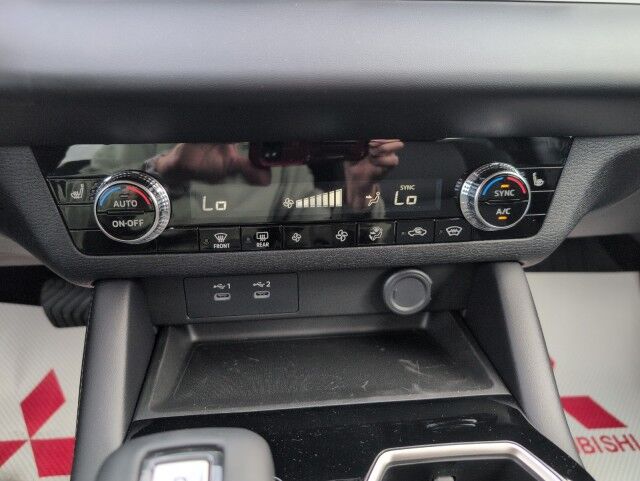 2025 Mitsubishi Outlander ES Whitecourt AB