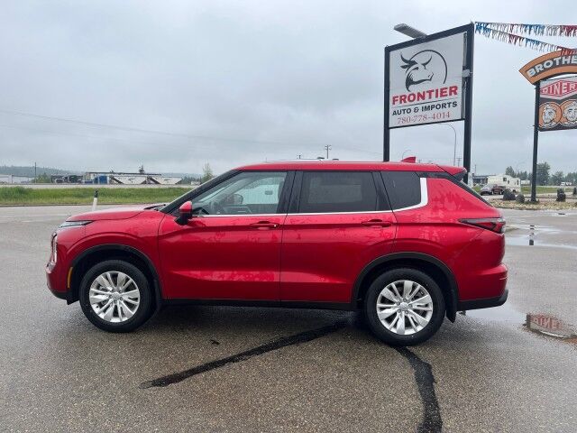 2025 Mitsubishi Outlander ES Whitecourt AB