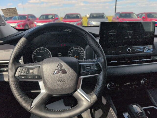 2025 Mitsubishi Outlander ES Whitecourt AB