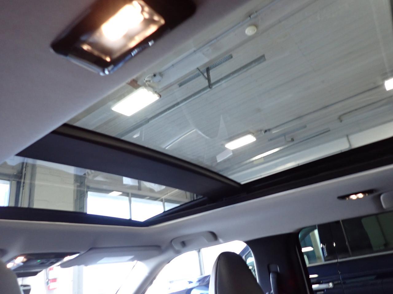 2025 Mitsubishi Outlander GT 7 PASS 4WD LEATHER NAVI SUNROOF Listowel ON