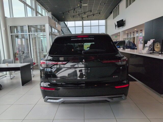 2025 Mitsubishi Outlander GT Grande Prairie AB