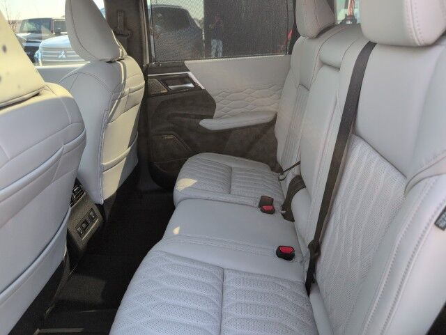2025 Mitsubishi Outlander GT Grande Prairie AB