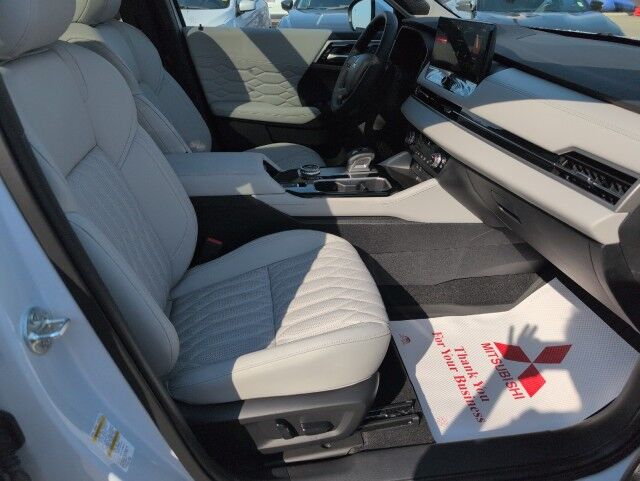 2025 Mitsubishi Outlander GT Grande Prairie AB
