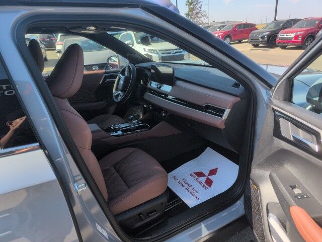 2025 Mitsubishi Outlander GT Whitecourt AB