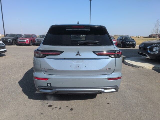 2025 Mitsubishi Outlander GT Whitecourt AB
