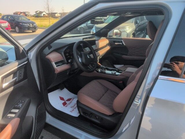 2025 Mitsubishi Outlander GT Whitecourt AB