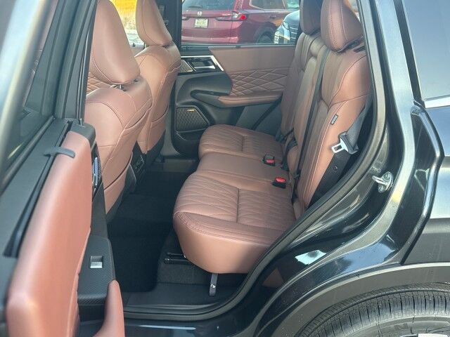 2025 Mitsubishi Outlander GT Whitecourt AB