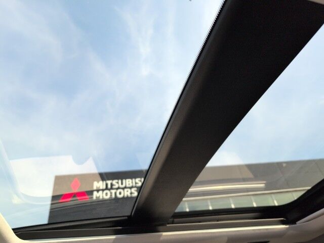 2025 Mitsubishi Outlander LE Grande Prairie AB