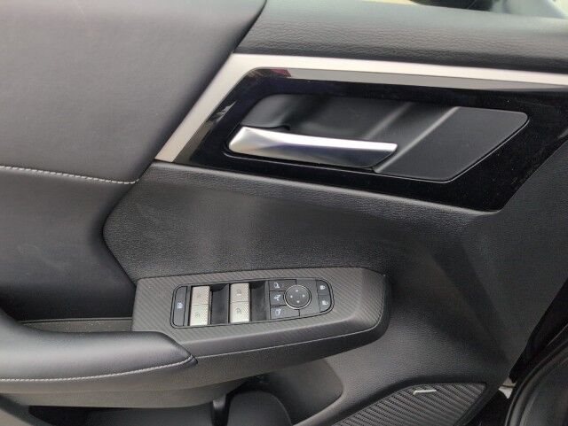 2025 Mitsubishi Outlander LE Grande Prairie AB