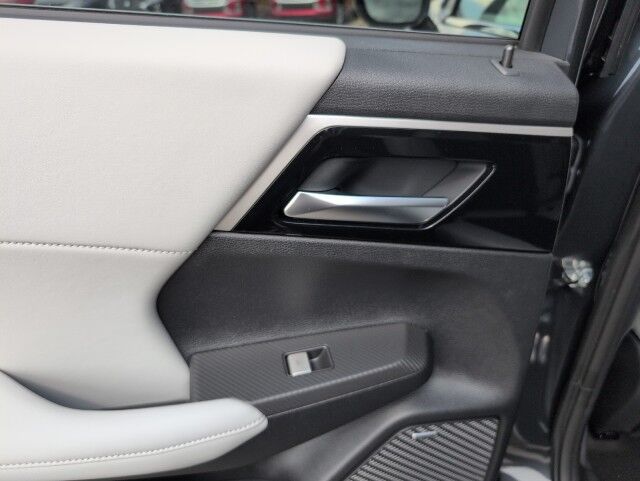2025 Mitsubishi Outlander LE Grande Prairie AB