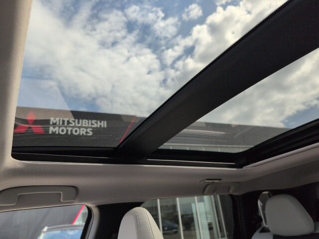 2025 Mitsubishi Outlander LE Grande Prairie AB