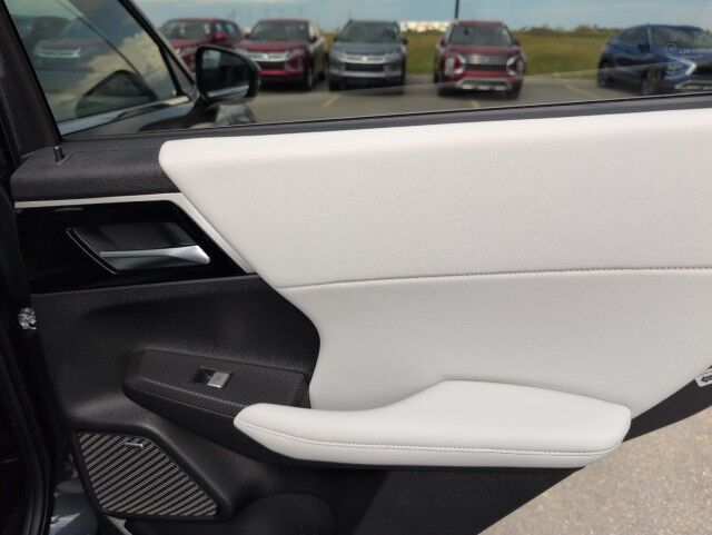 2025 Mitsubishi Outlander LE Grande Prairie AB