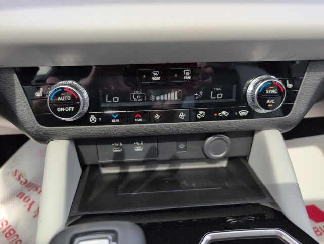 2025 Mitsubishi Outlander LE Grande Prairie AB