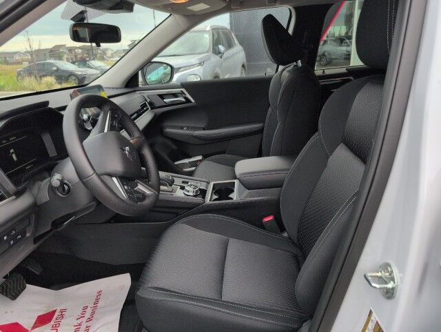 2025 Mitsubishi Outlander PHEV ES Grande Prairie AB