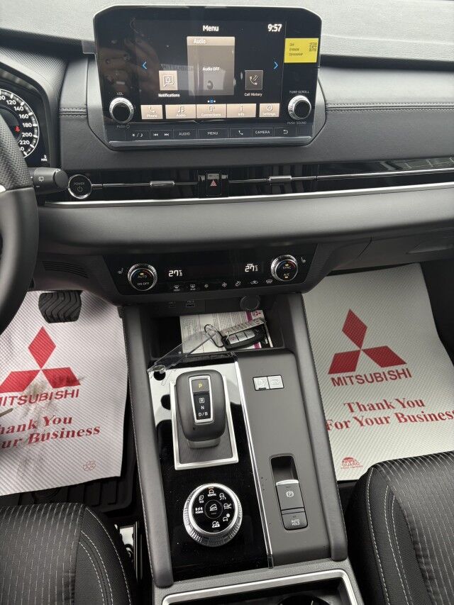 2025 Mitsubishi Outlander PHEV ES Whitecourt AB